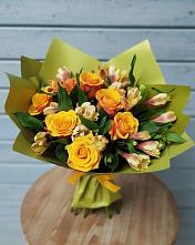 Букет созвездие в Ангарске Букет цветов из:  Альстромерии и Розы в Ангарске