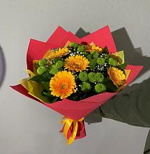 Букет цветов из:  Герберы и Хризантемы в Ангарске