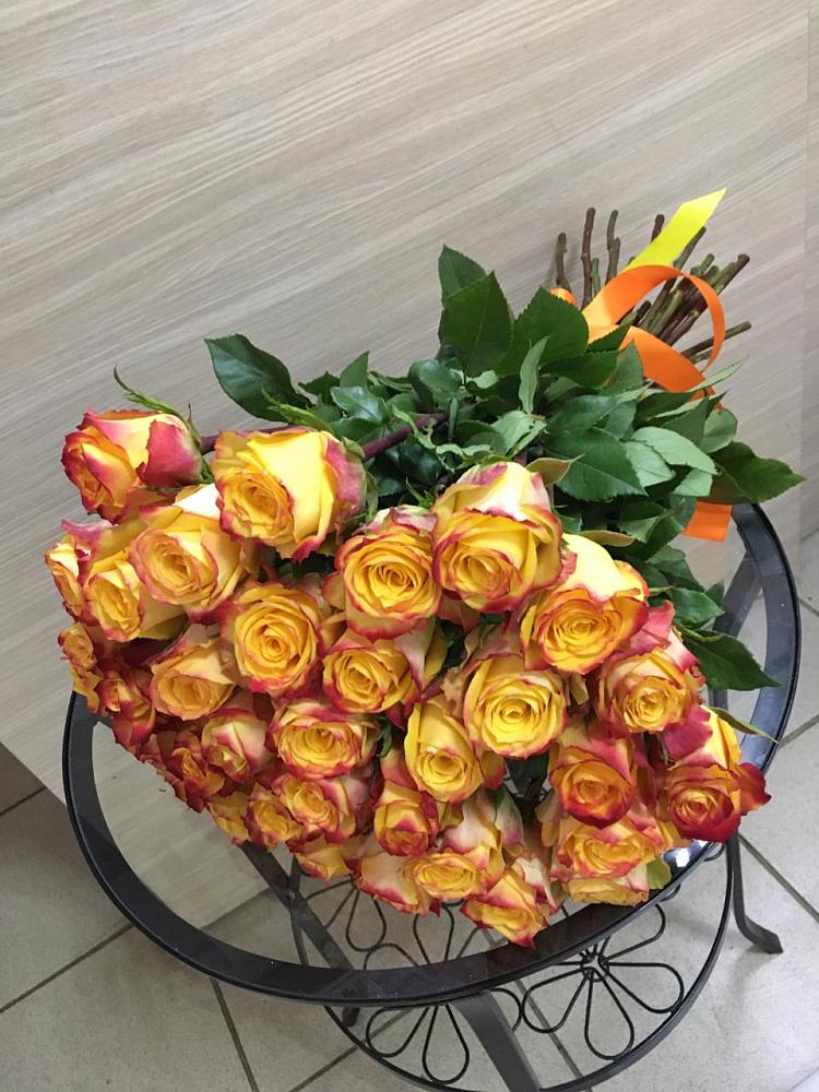 Желтые розы  в Ангарске Букет Желтые розы в Ангарске