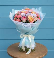 Букет цветов из:  Хризантемы и Розы в Ангарске