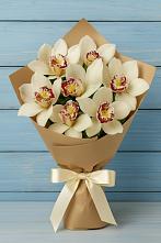 Букет цветов из:  Орхидеи и Розы в Ангарске